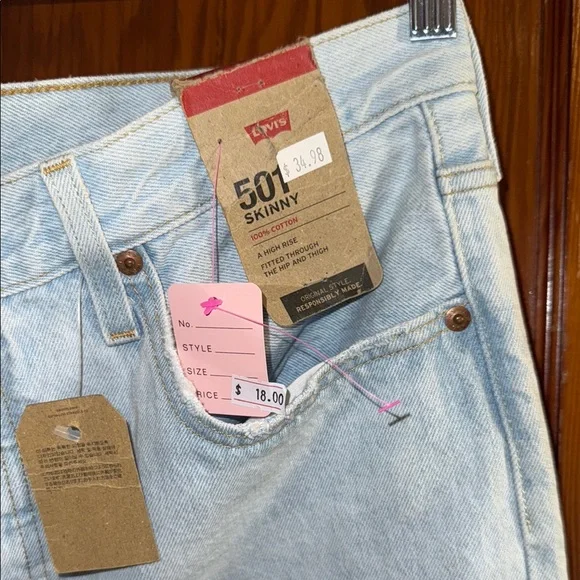Levi's Women’s 501 Skinny Light Denim Jeans - Picture 4 of 13